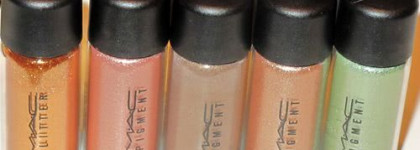 M.A.C Tartan Tale. Pigments/Glitter Sets. Наборы пигментов из праздничной коллекции