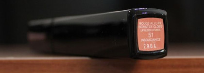 Один из компании Chanel - блеск для губ Chanel Rouge Allure extrait de gloss, #51 Insouciance