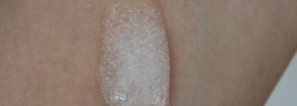 Свежесть и гладкость с очищающим минеральным скрабом для лица Arctic Touch, Lumene