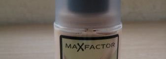 Тональная основа MaxFactor Second Skin