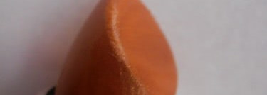 Увлажняющая губная помада "Соблазн"  от Avon в оттенке Nude Perfection