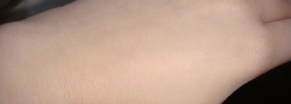 Тональный крем Yves Saint Laurent Teint Radiance