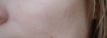 Компактный Крем-гель с эффектом обнаженной кожи Dior Diorskin Nude Compact Gel №020