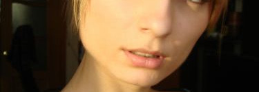 Матирующая пудра Poudre Compacte Eclat Et Matite №4 от YSL