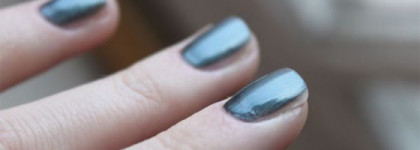 Chanel vernis #513 Black Pearl