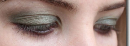 MAC тени в оттенке Humid