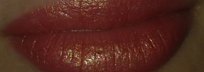 Госпожа Laura Mercier. Я её люблю