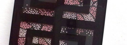 Румяна Givenchy Blooming