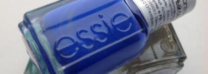 Зимние новинки Essie