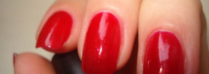 Мерцающий красный  Ali's Big Break  из коллекции Burlesque OPI