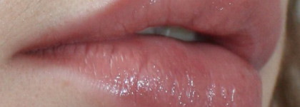 Знакомство с Lancome. Питательная моделирующая помада  L'Absolu Rouge