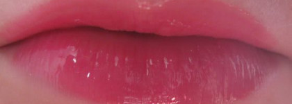 Блески для губ: Vivienne Sabo и Rimmel