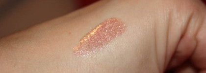 дешево, но не сердито Ninelle, блеск для губ  "High Shine", серии “Glam Touch” Ninelle, оттенок 504