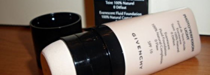 Givenchy Photo'Perfection Light - тональный крем-флюид с эффектом сияния