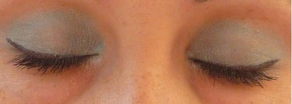 Тени для век  - YSL Ombre Solo Spring Look 2011 N° 16 Topaz Blue