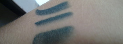 В косметичке лучшие из лучших - карандаши для глаз от Dior...