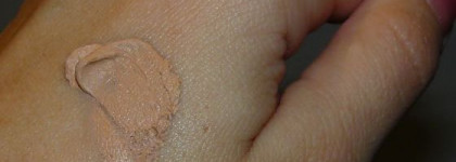 Clarins Fond de Teint Lisse Minute — Тональный крем-мусс, выравнивающий цвет лица