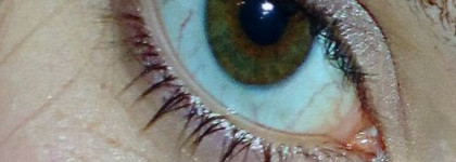 "Скажите "Да!" морковке," - увлажняющий крем для кожи вокруг глаз от Yes To Carrots