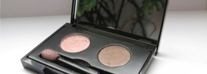 Тени Color Intrigue Eyeshadow Duo от Elizabeth Arden
