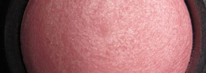 Румяна Joues Contraste Powder Blush №99 Rose Petal от Chanel