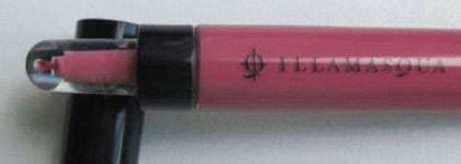 Intense Lipgloss оттенка Move от Illamasqua