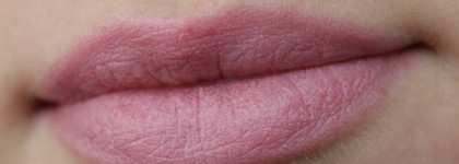 Три помады Avon Матовый Цвет Avon Ultra Colour Matte Lipstick.: Matte Blossom, Matte Melon, Matte Fuchsia