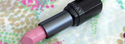 Три помады Avon Матовый Цвет Avon Ultra Colour Matte Lipstick.: Matte Blossom, Matte Melon, Matte Fuchsia