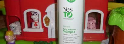 Мои волосы сказали: "Да!"...огурцу с ежедневным шампунем для окрашенных и поврежденных волос Yes to Cucumbers