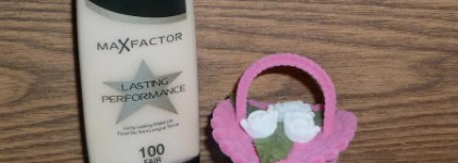 Тональный крем Max Factor Lasting Performance. Лучший из недорогих вариантов