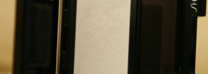 Shiseido Luminizing Satin Eye Color YE 121 & BE 701