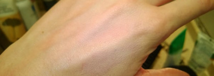 Сравнение вариантов маскировки темных кругов под глазами: консилер и корректор