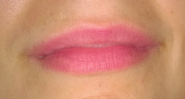 Тени и румяна от Becca: ухаживающие, многофункциональные, устойчивые