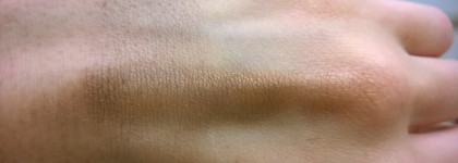 Тени и румяна от Becca: ухаживающие, многофункциональные, устойчивые