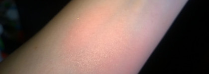 Отличные румяна для лета.   Estee Lauder Pure Color Blush. #08 Peach passion. Shimmer