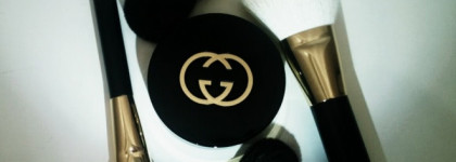 Кому бронзер - кому пудра.  Gucci Golden glow bronzer. Oriental Sienna 020