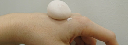 Азиатский best-seller для жирной кожи: матирующая и выравнивающая база для макияжа