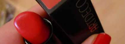 Помада для губ Perfect Color Lipstick ArtDeco 03 poppy red (красный мак)