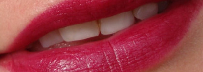 Dior Addict Extreme в оттенке 987 Black Tie