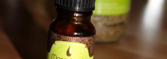 Масло для волос: Moroccanoil Oil, Nuxe, Macadamia, Kerastase, Orofluido,mythic Oil Milk, Mythic Oil, Redken, Weleda, Phytopolleine, масло Алеса, burts bees