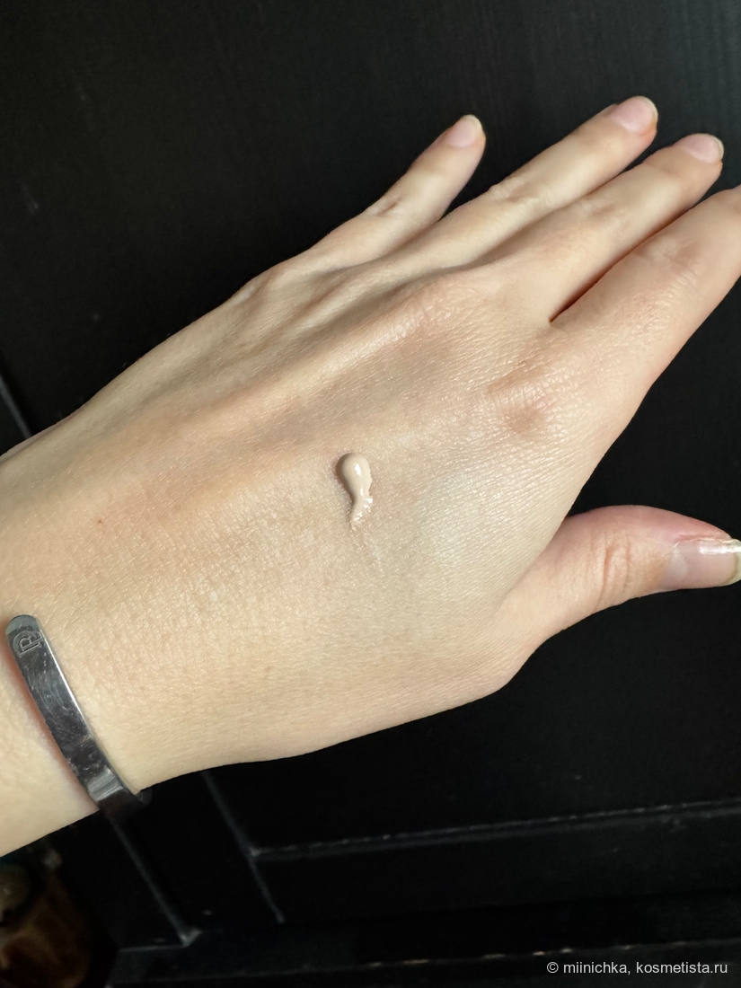 Крем густой , ни куда не пытается сбежать.