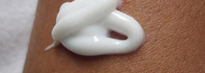 Восстанавливающий лосьон и крем для тела от Freeman