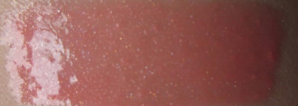 Блески Dior Addict Ultra Gloss # 556 Coral Fantasy, # 686  Outrageous Fuschia. Они навсегда в моей косметичке