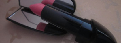 Весне дорогу! Или две черные жемчужины из коллекции Guerlain Rouge G Serie Noire весны 2011 года в оттенках #70 Fuchsia Delice и #71 Rose Desir