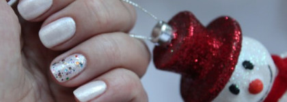 Зимний China Glaze Nail Lacquer # 25175 Frosty