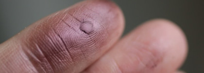 Незатейливый макияж с карандашом для глаз YSL Dessin Du Regard Haute Tenue Long-Lasting Eye Pencil в оттенке # 6