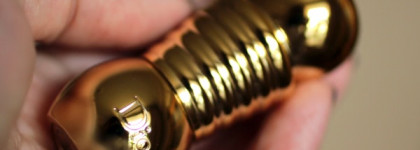 Непростая помада Dior Diorific Collection Colden Winter Long-Wearing True Colour Lipstick в оттенке 045 Royale