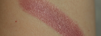 Рассказать всем о помаде Sisley Hydrating Long Lasting Lipstick в оттенке L26 и потом забыть о ней навсегда