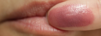 Рассказать всем о помаде Sisley Hydrating Long Lasting Lipstick в оттенке L26 и потом забыть о ней навсегда