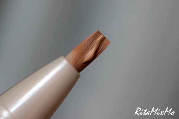 Новинка от Estee Lauder - Double Wear Brush-On Glow BB Highlighter, оттенок # 1С Light