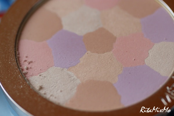 Guerlain Meteorites Compact Light-Revealing Powder в оттенке 3 medium и немного сравнений с оттенком 2 clair/light, а так же Guerlain Meteorites Voyage Exceptional Pressed Powder